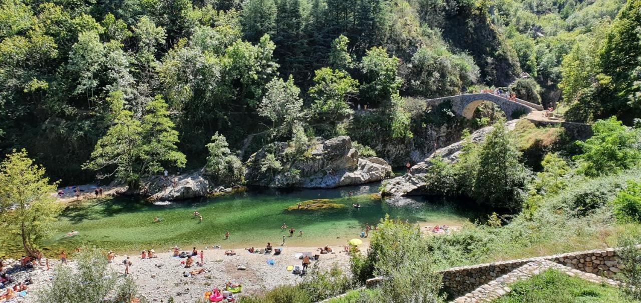 La Grange - Chez Gisi - Fuer Naturliebhaber, Abenteurer Und Geniesser Rocles  Exteriör bild